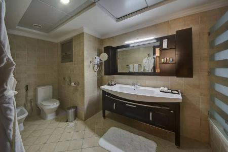 Ewan Ajman Suites - 9