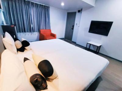 Star Sukhumvit - 34