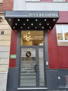 City 20 - 0