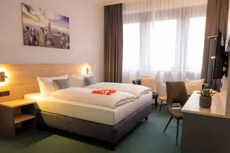 Best Western Comfort Business - 65