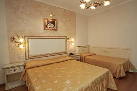 Viktoria Palace - 51