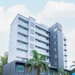 J Esvi - 2