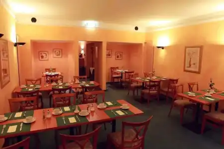Boulevard - 12