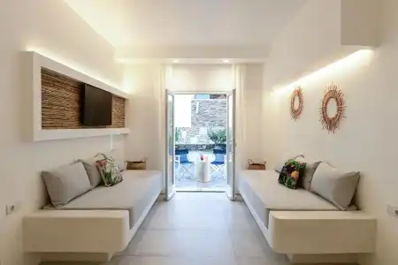 Ios Art Studios & Luxury Apartments - 40
