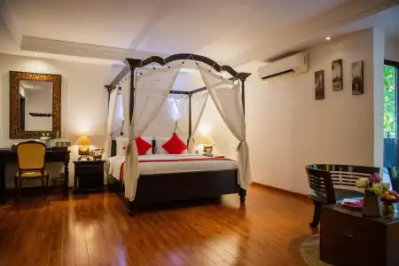 La Rose Suites - 35