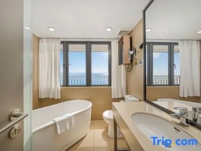Island Skylight Resort - 83