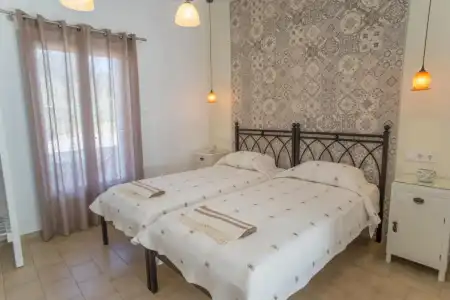 Cyclades Studios - 110