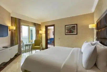Hilton Alexandria Corniche - 83