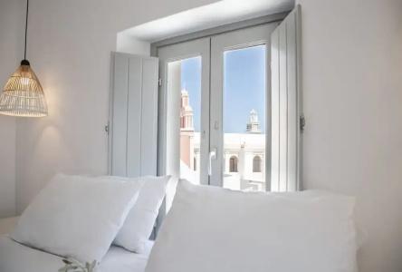 Caldera Cliff Illusion Suites - 1