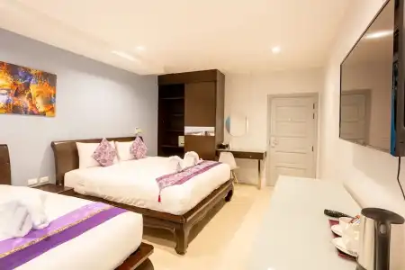 The Great at Patong - 50