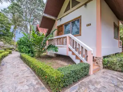 Naku Resort - 9
