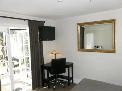 Ponsonby Manor - 56