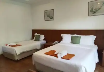 Sailom Resort Bangsaphan - 17