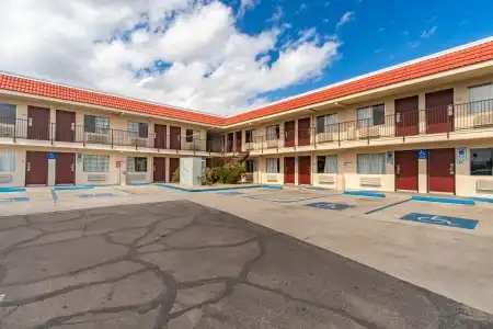 Red Roof Inn Phoenix - Midtown - 29