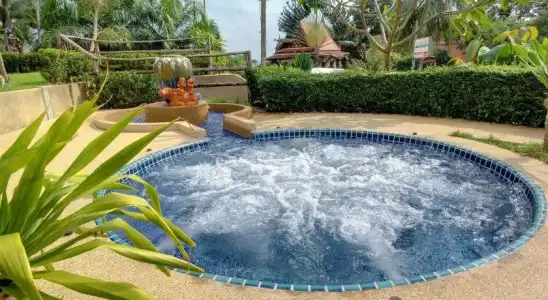 Khanom Hill Resort - 10