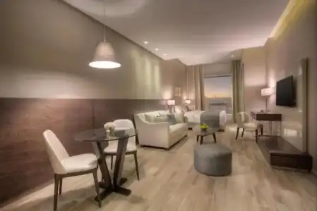 The House Boutique Suites - 58