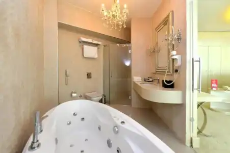 Ramada by Wyndham Sakarya - 50