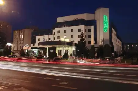 City - 10
