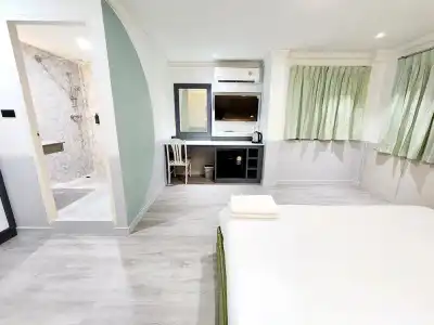 SEATEL Phuket Patong Beach - 45