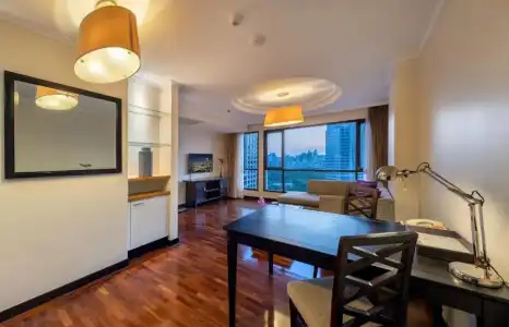 Bandara Silom Suites - 190