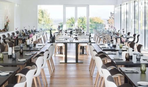 Scotty + Emily Ulm, Sure Collection by BW - 16