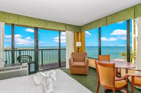 Holiday Inn & Suites Clearwater Beach by IHG - 160
