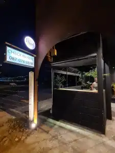 Hand - 12