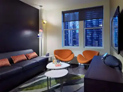 ACME Chicago, Outset Collection by Hilton - 6