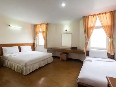 Muangphol Mansion - 2