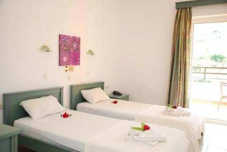 Elpis Studios & Apartments - 22