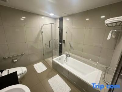 J-Town Serviced Apartments - 60