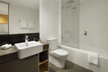 Quest Port Adelaide - 9