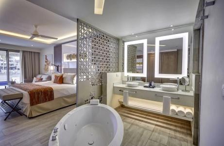 Royalton Bavaro, An Autograph Collection All-Inclusive Resort & Casino - 1