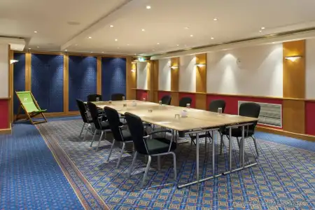 Holiday Inn Brighton Seafront by IHG - 16