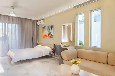 Forum Suites - 2