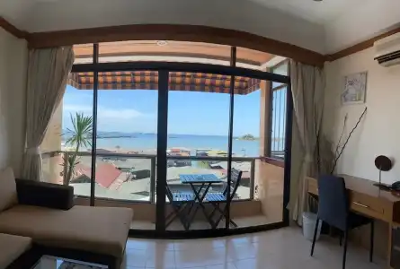 Seaview Sriracha - 91