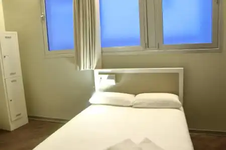 Poshtel Bilbao Premium Hostel - 53