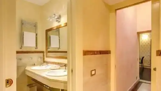 Grand Master Suites - 117