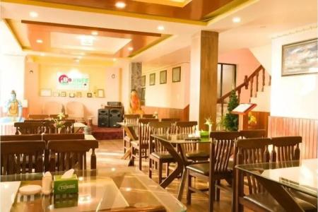 Bojinee Nagarkot Resort - 7