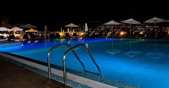 Club Riviera - 1