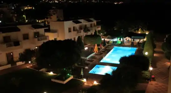 Nikolas Villas Apartments - 5