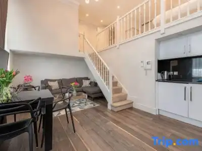 Queensgate Court - 308