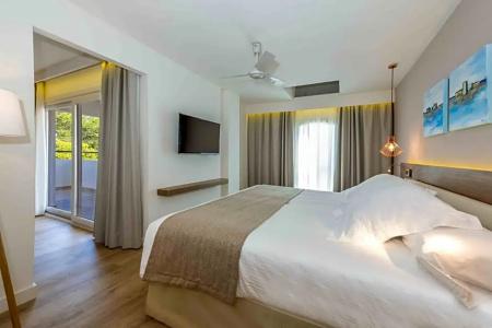 Valentin Somnis & Suites – Adults Only +16 - 130