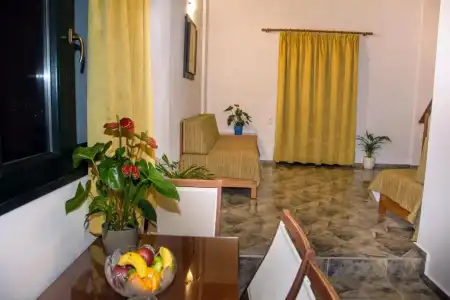 Ippoliti Village - 150