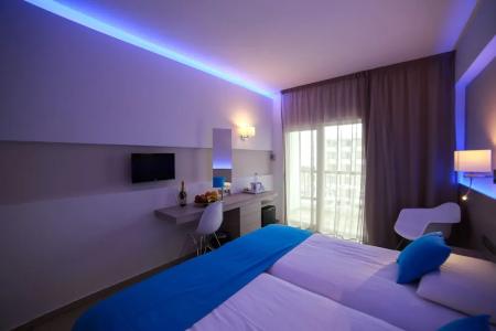 Les Palmiers Beach Boutique & Luxury Apartments - 26