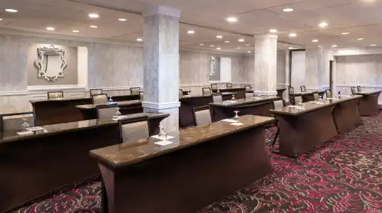 The Churchill near Embassy Row - 13