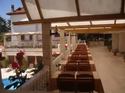 Ates Otel - 18