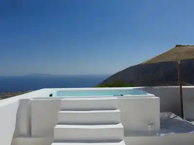 Luna Santorini Suites - 150