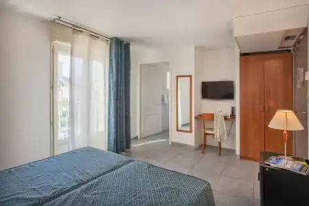 Hôtel Le Neptune - 51