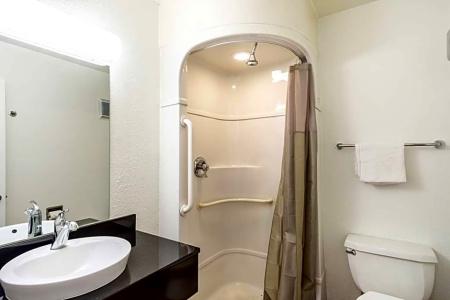 Motel 6 Redding, CA - Central - 25
